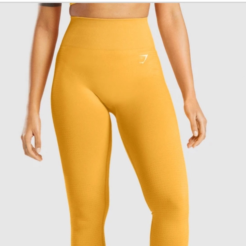Never worn gym shark leggings. Originally 50 dollars!